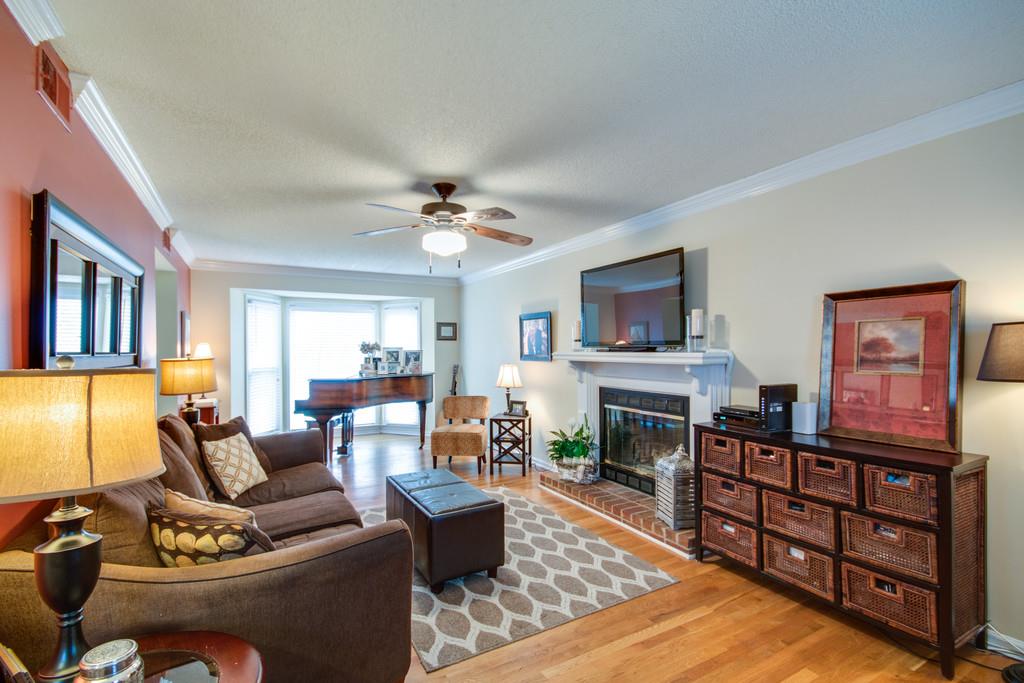 4921 Yorkshire Road Nashville, TN 37211 - Photo 7 of 22 Gallery Image 7