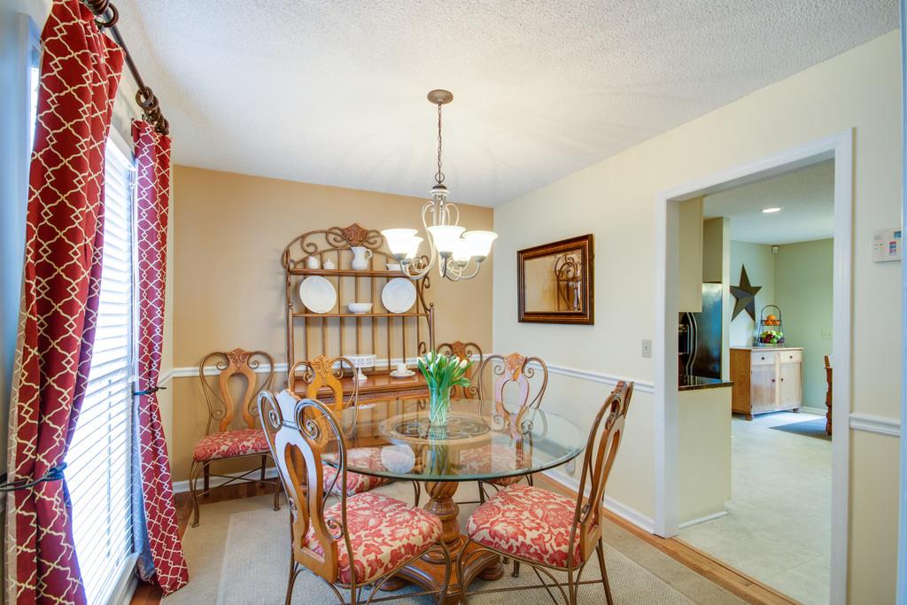 4921 Yorkshire Road Nashville, TN 37211 - Photo 9 of 22 Gallery Image 9