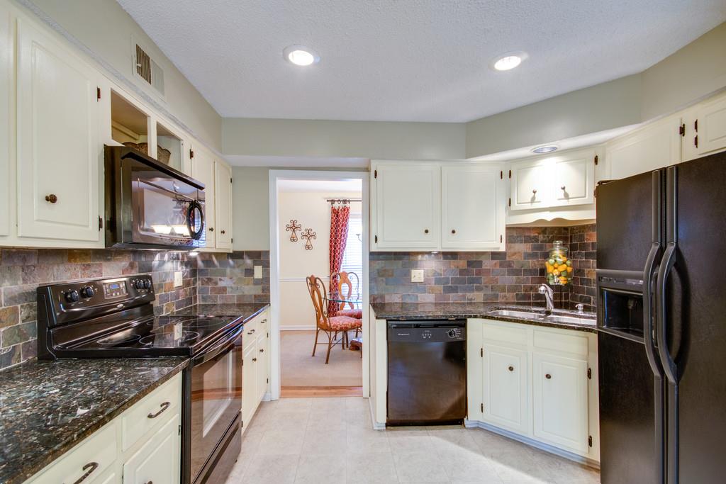 4921 Yorkshire Road Nashville, TN 37211 - Photo 10 of 22 Gallery Image 10