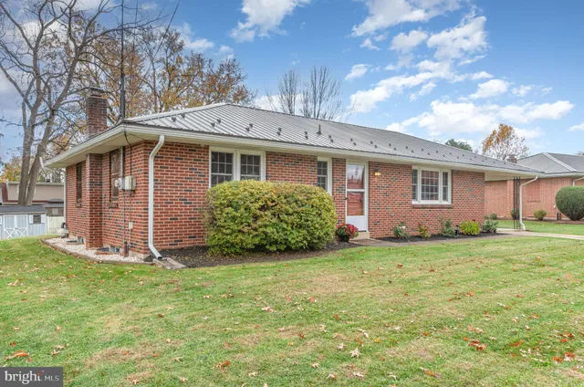 $269,000 | 20 Chestnut Street, Camp Hill, PA 17011