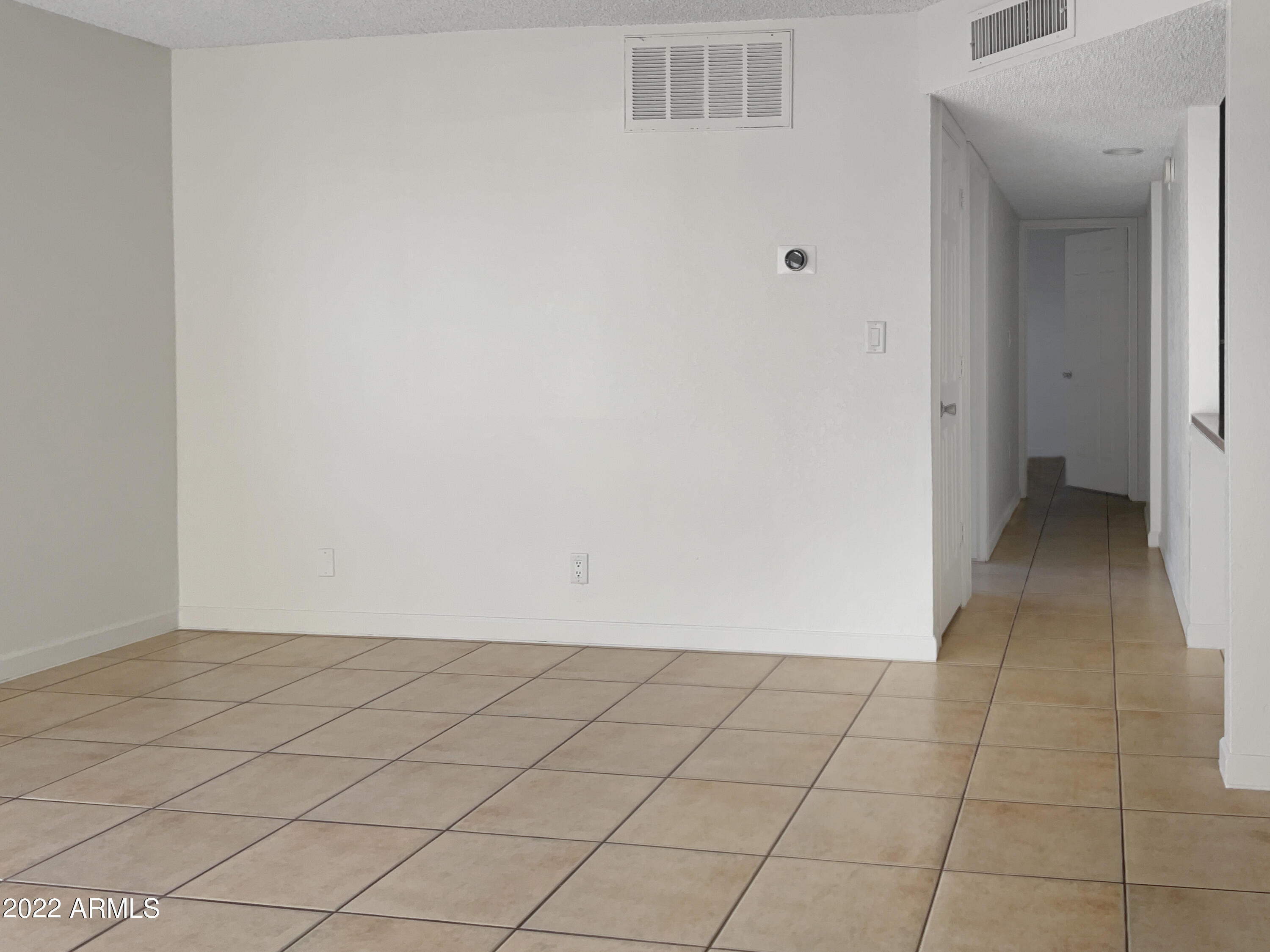 424 West Brown Road, Unit 103 Mesa, AZ 85201 - Photo 4 of 21 listing_1