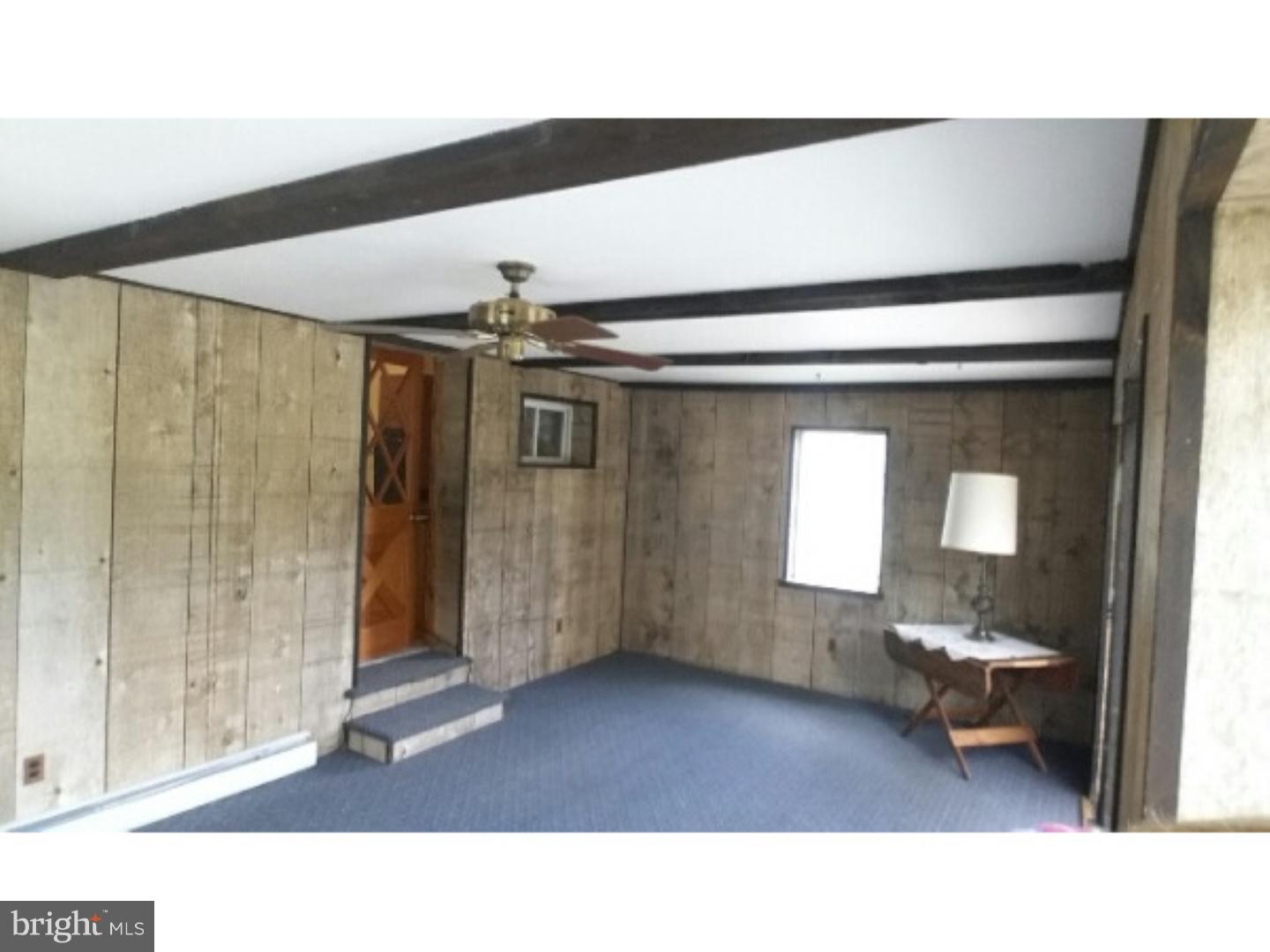 4066 Tuckahoe Road Williamstown, NJ 08094 - Photo 10 of 19 Foyer