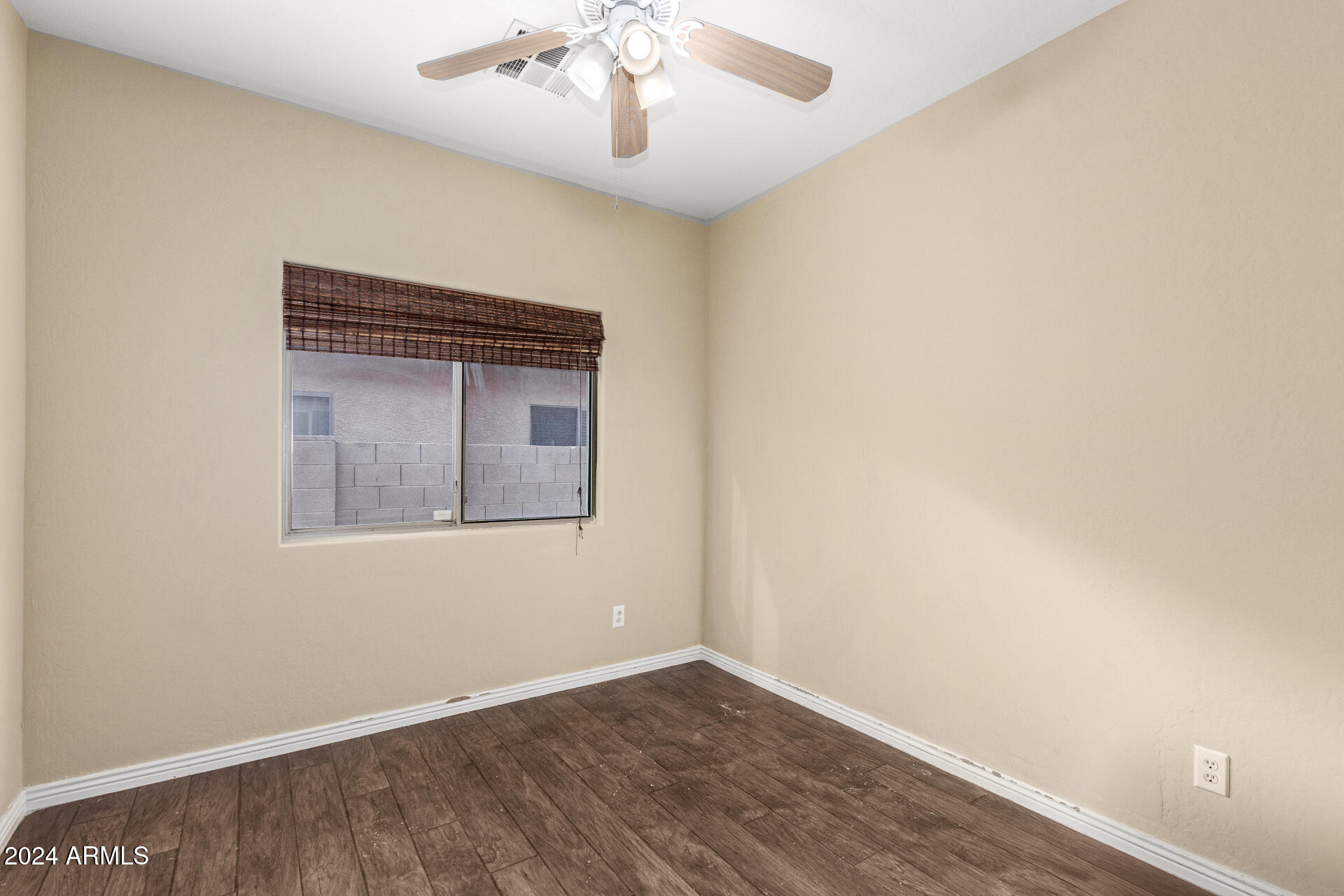 2507 West Maldonado Road Phoenix, AZ 85041 - Photo 16 of 41 30 - Maldonado