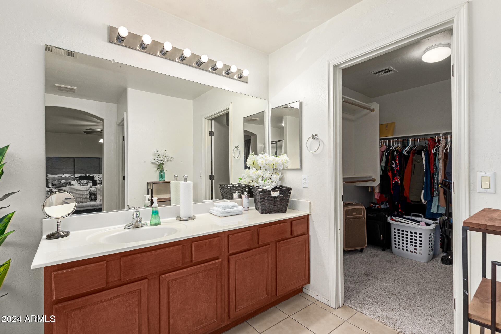 2507 West Maldonado Road Phoenix, AZ 85041 - Photo 21 of 41 20 - Maldonado