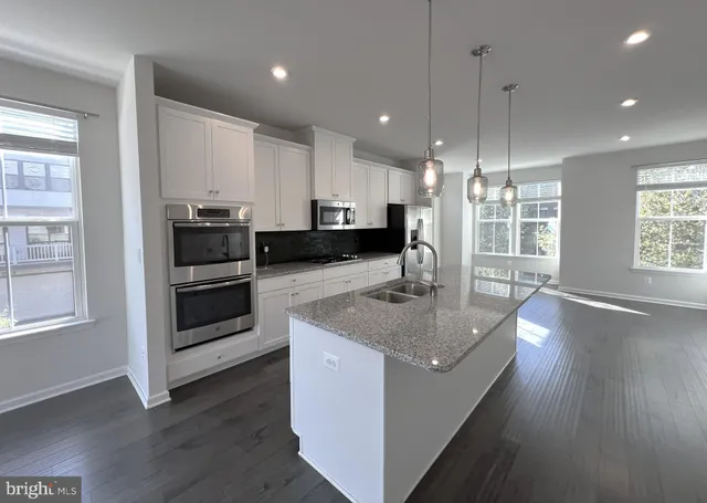 $3,600 | 22296 Philanthropic Drive, Ashburn, VA 20148