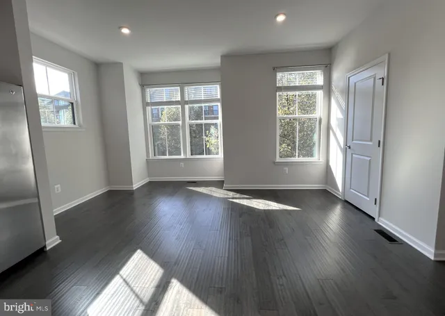 $3,600 | 22296 Philanthropic Drive, Ashburn, VA 20148