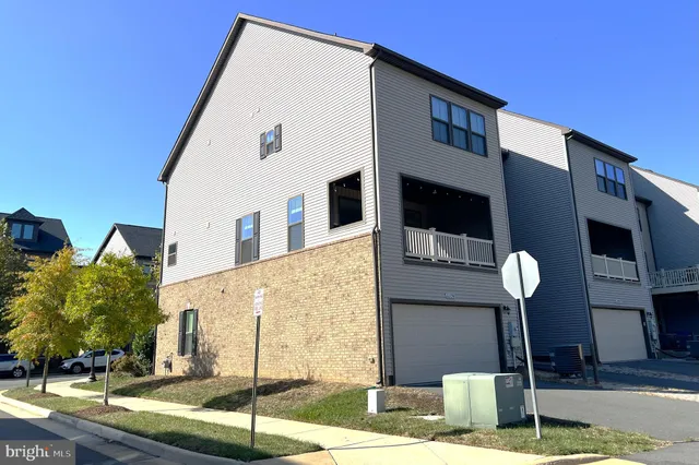 $3,600 | 22296 Philanthropic Drive, Ashburn, VA 20148
