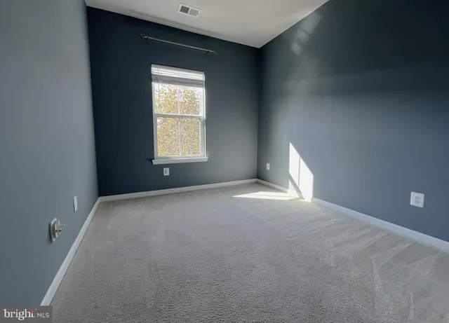 $3,600 | 22296 Philanthropic Drive, Ashburn, VA 20148