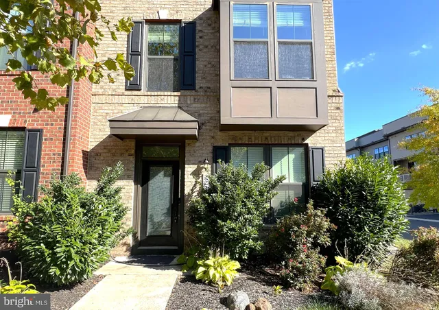 $3,600 | 22296 Philanthropic Drive, Ashburn, VA 20148