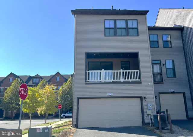 $3,600 | 22296 Philanthropic Drive, Ashburn, VA 20148