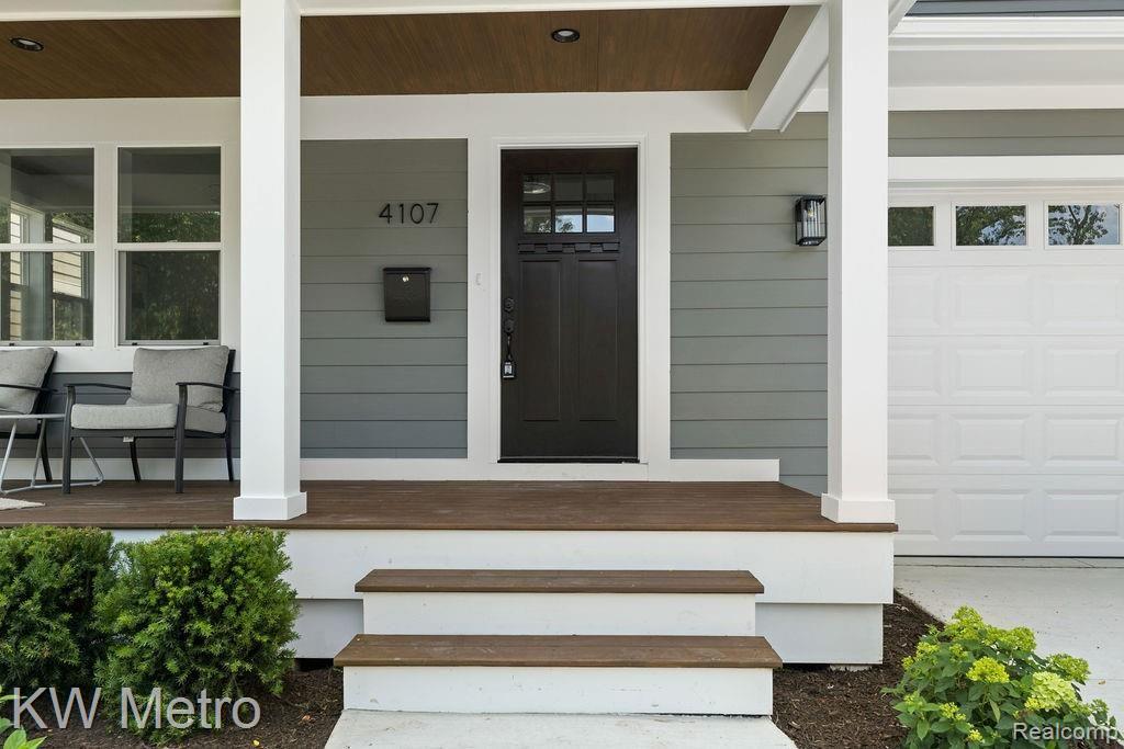 4107 Highfield Road Royal Oak, MI 48073 - Photo 3 of 43 960A7411.jpg