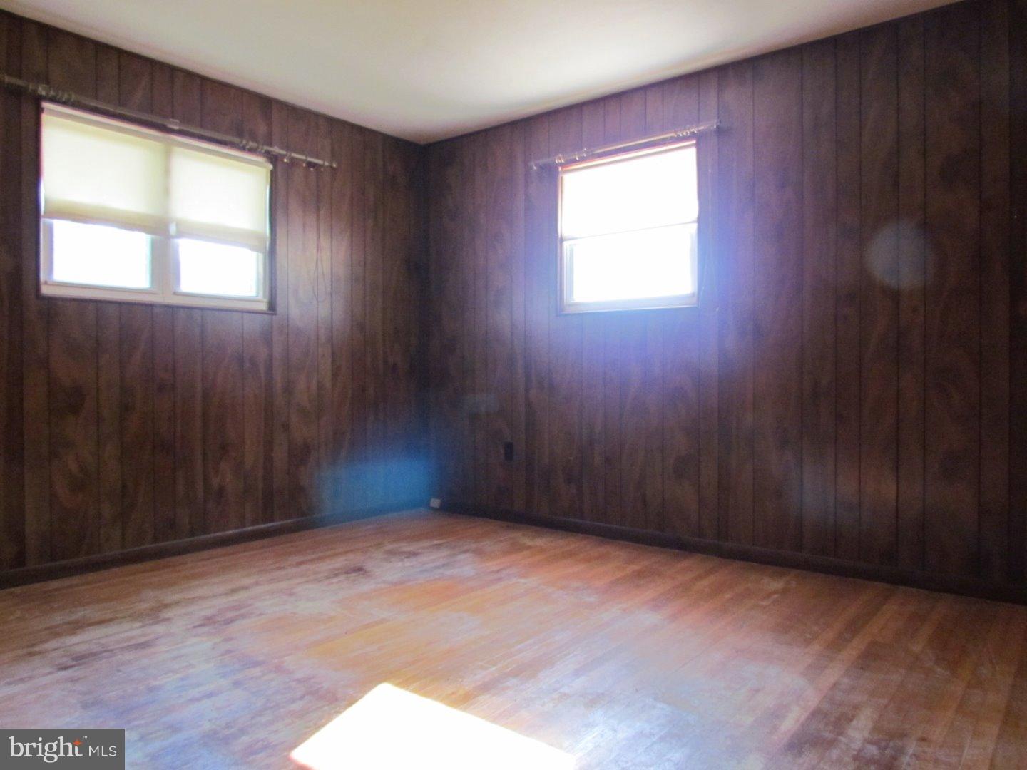 1237 Tulip Road Warminster, PA 18974 - Photo 13 of 23 Gallery Image 13