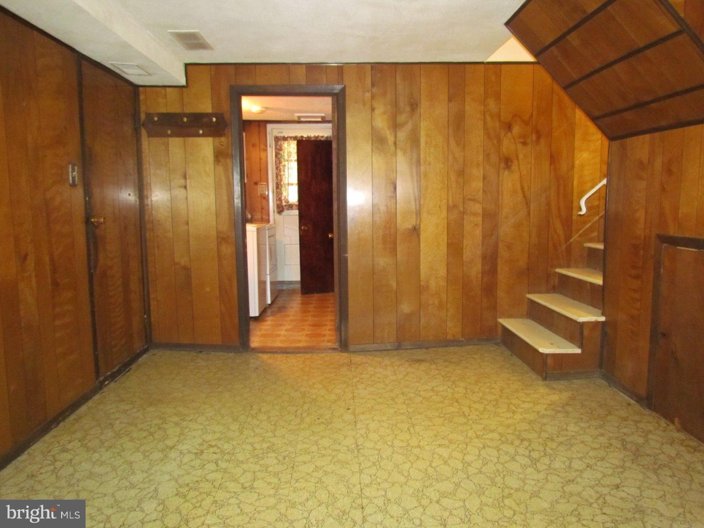 1237 Tulip Road Warminster, PA 18974 - Photo 21 of 23 Gallery Image 21