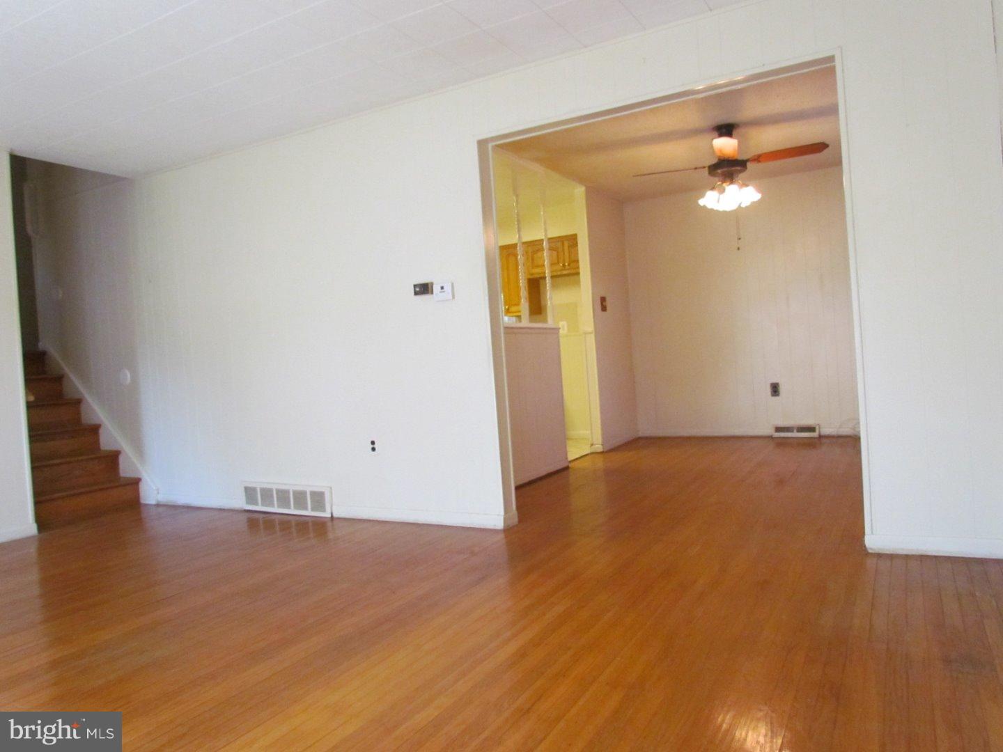 1237 Tulip Road Warminster, PA 18974 - Photo 6 of 23 Gallery Image 6