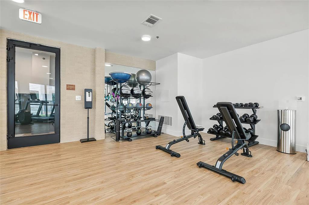 1701 Simond Avenue, Unit 642 Austin, TX 78723 - Photo 20 of 39
