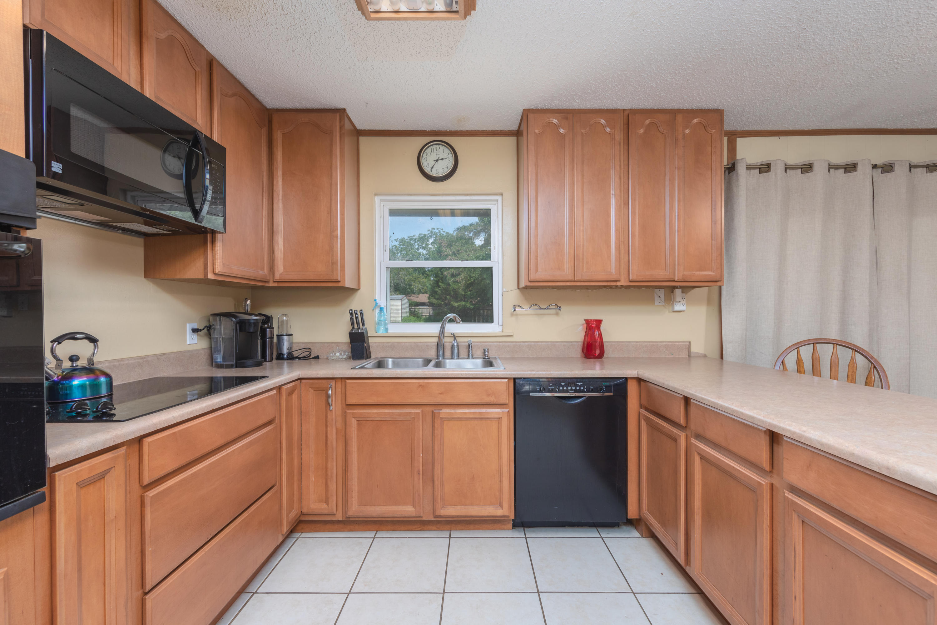 1224 Valley Road Crestview, FL 32539 - Photo 7 of 23 8