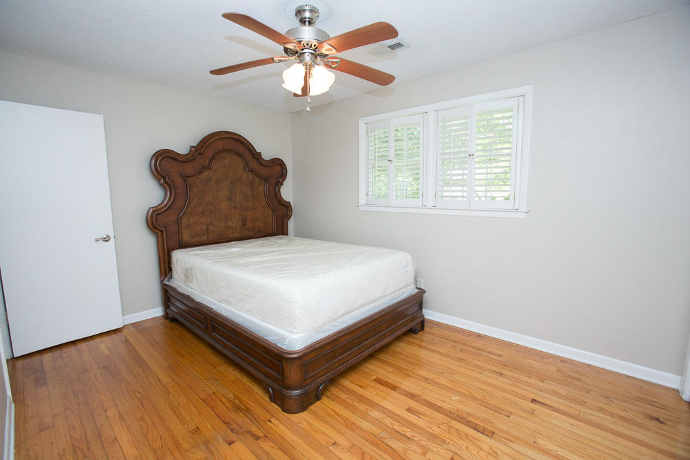 1334 Hampshire Road Charleston, SC 29412 - Photo 11 of 18 1314Hampshire0014