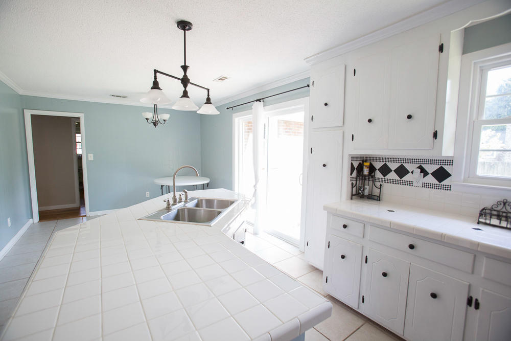 1334 Hampshire Road Charleston, SC 29412 - Photo 9 of 18 1314Hampshire0010
