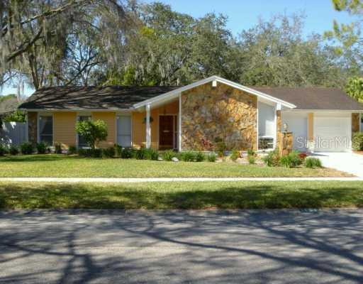11514 Lake Ridge Road Tampa, FL 33618 - Photo 1 of 1 Exterior Front