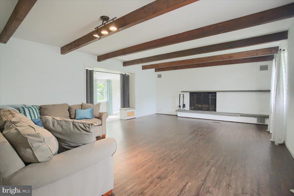 706 North Whitford Road Exton, PA 19341 - Photo 14 of 41 Gallery Image 14