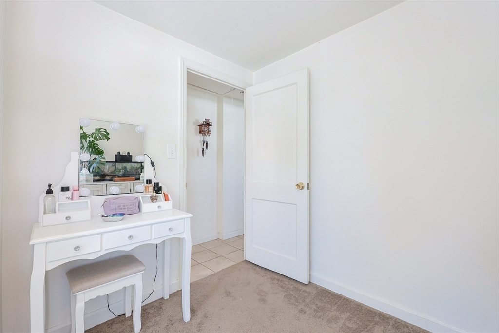 35 Waterman Road Auburn, MA 01501 - Photo 21 of 31 Gallery Image 21