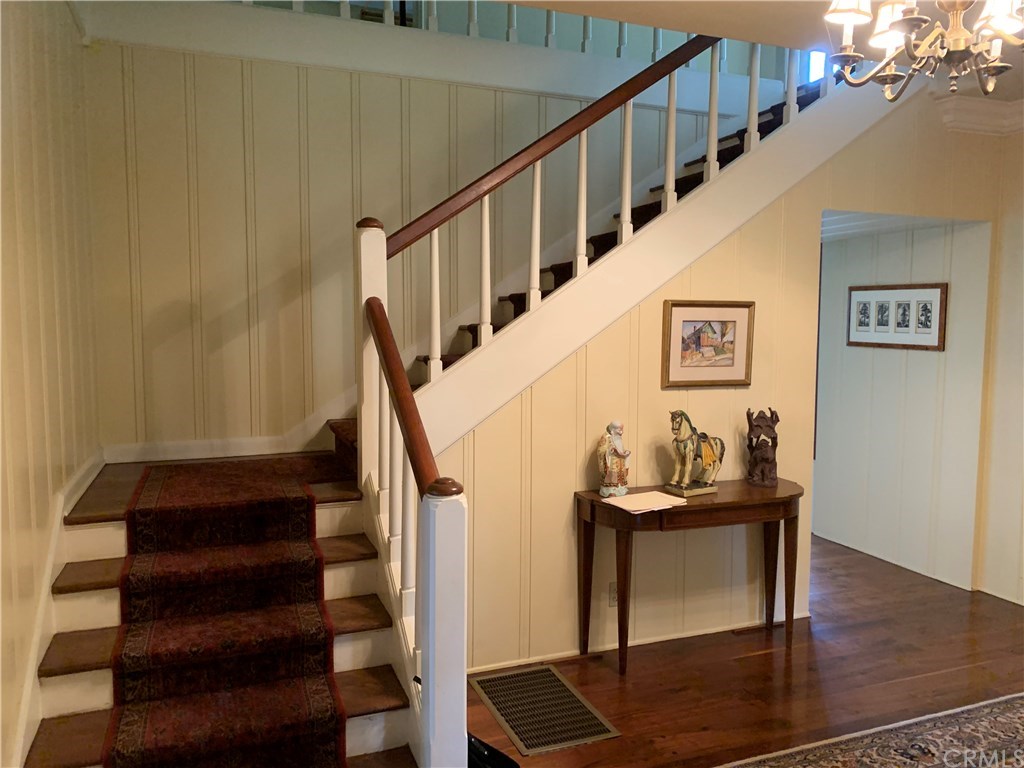 1184 Arden Road Pasadena, CA 91106 - Photo 10 of 18