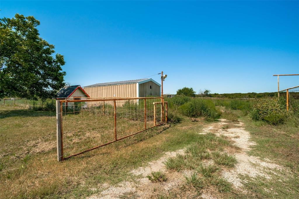 7397 Fm 1377 Blue Ridge, TX 75424 - Photo 4 of 27 a view of a backyard