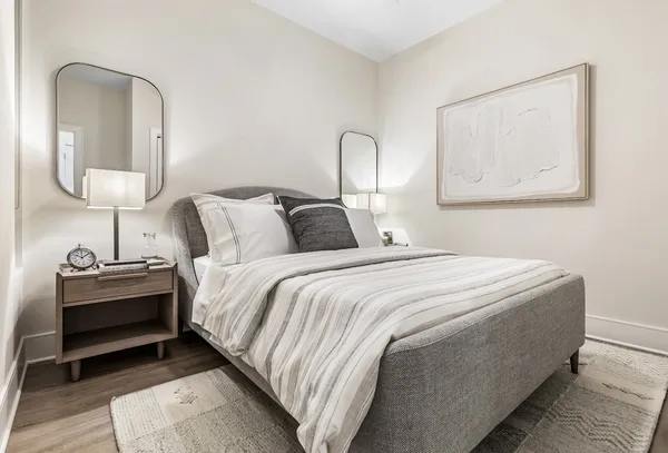 $2,995 | 435 Madison Street, Unit 502, Oak Park, IL 60302