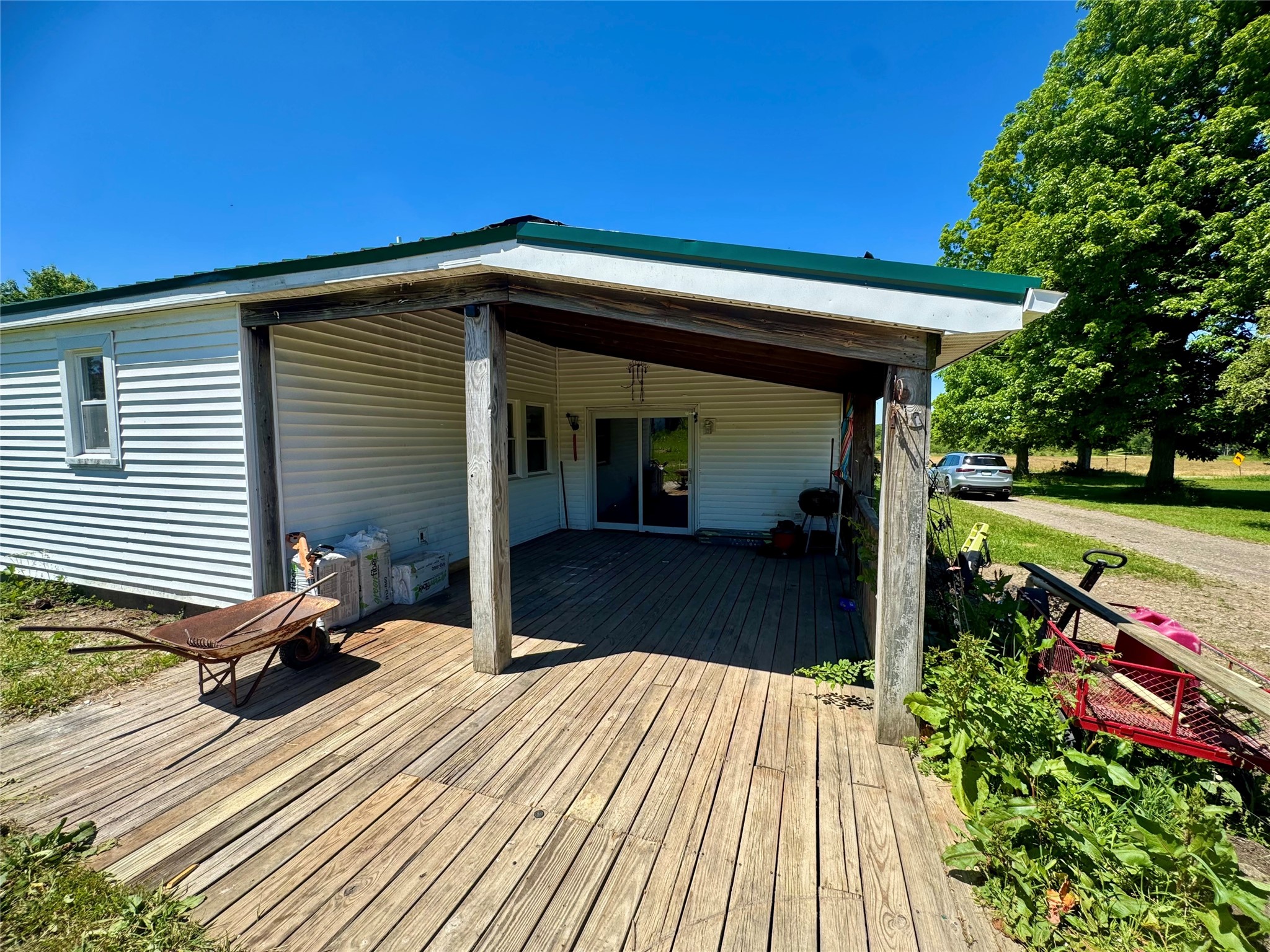 9735 Moses Road Springboro, PA 16435 - Photo 26 of 30 Covered patio