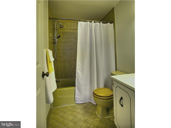 28 Haddonfield Commons Haddonfield, NJ 08033 - Photo 13 of 24 Master Bathroom