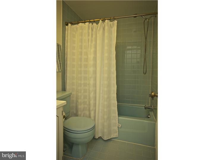 28 Haddonfield Commons Haddonfield, NJ 08033 - Photo 17 of 24 Bathroom