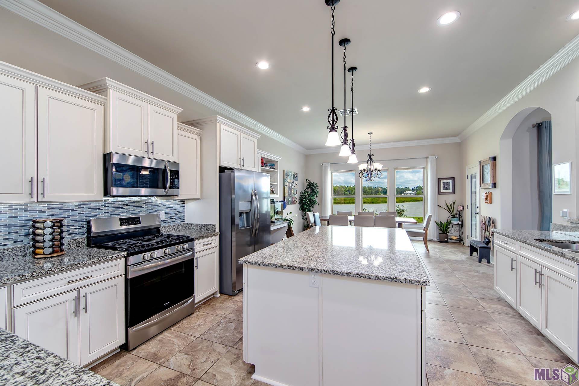 306 Royal Oak Blvd. Thibodaux, LA 70301 - Photo 6 of 27