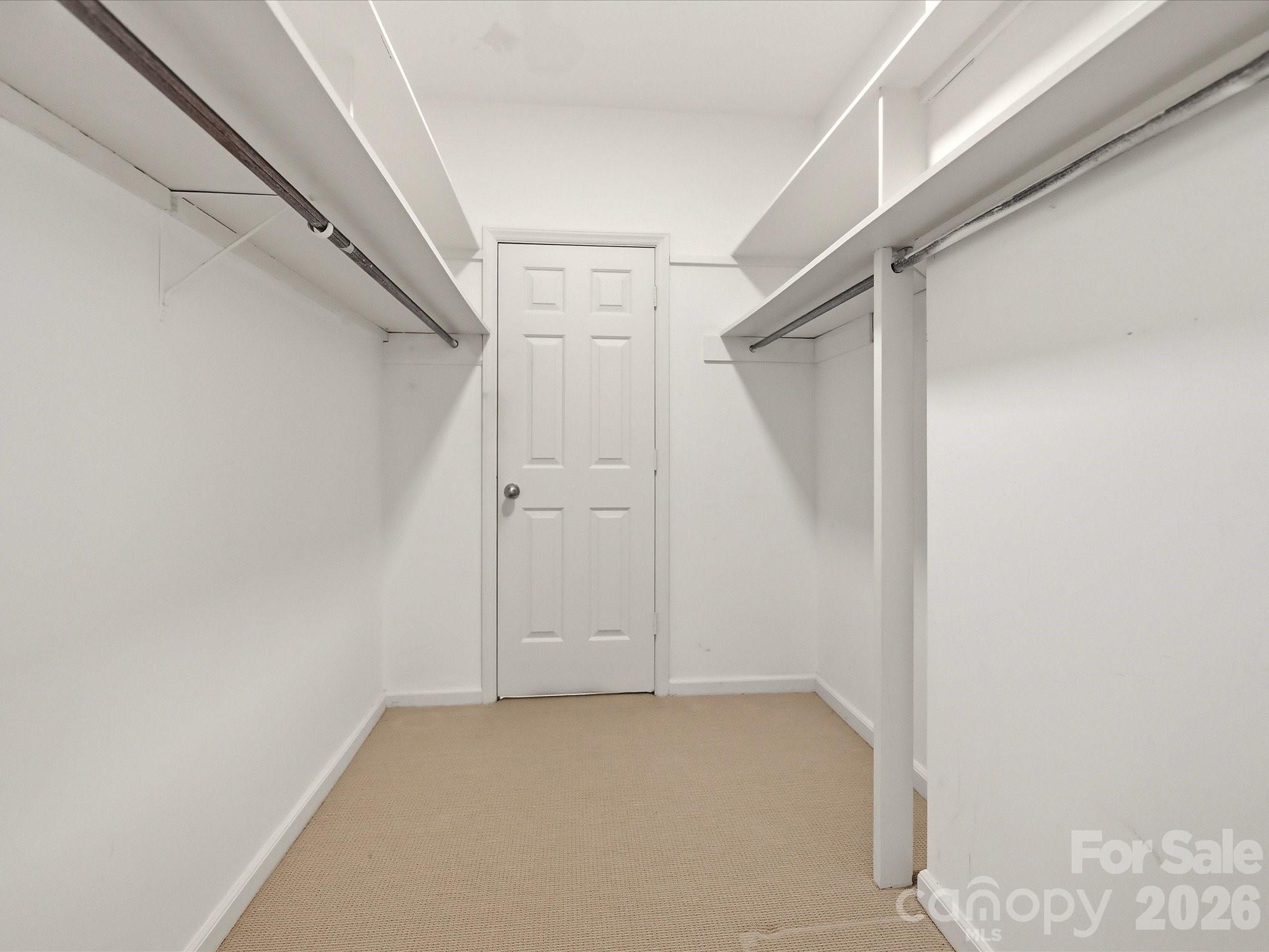806 Cherokee Road Charlotte, NC 28207 - Photo 40 of 48 Gallery Image 40