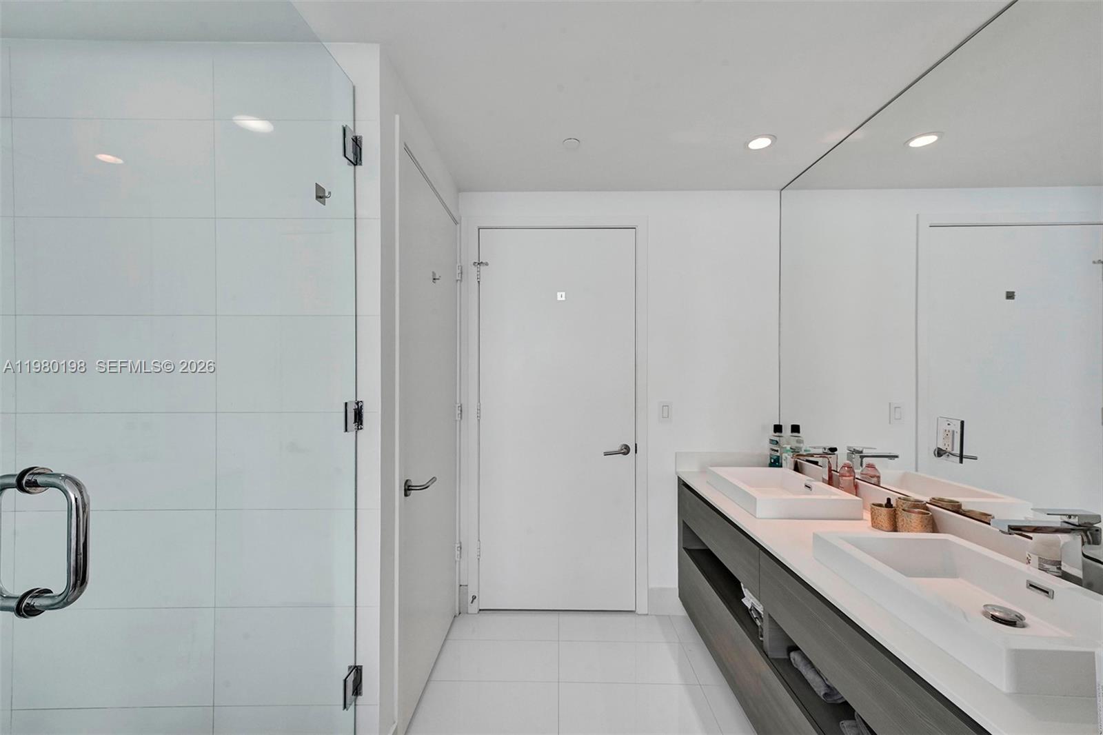 460 Northeast 28th Street, Unit 3403 Miami, FL 33137 - Photo 31 of 49