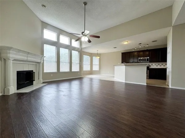 $2,595 | 9501 Winter Park Drive, Frisco, TX 75035
