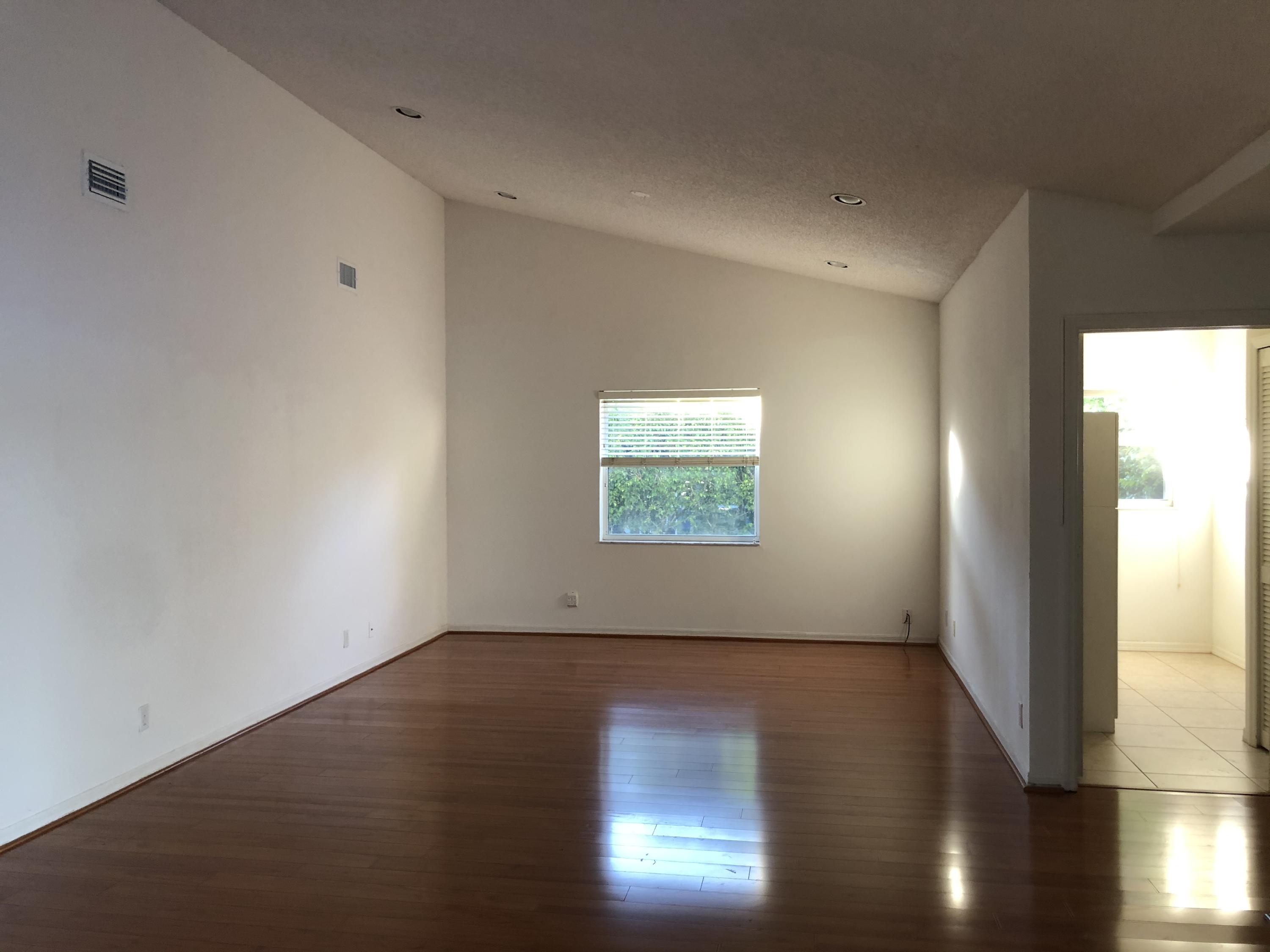 10337 Milburn Lane Boca Raton, FL 33498 - Photo 5 of 17 Living Room 4