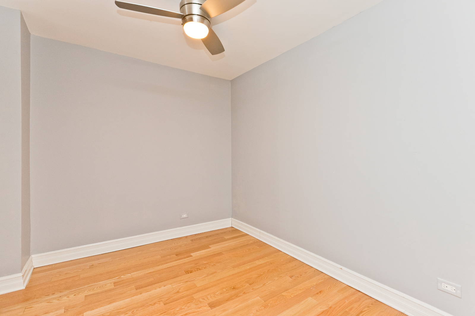 3033 North Sheridan Road, Unit 904 Chicago, IL 60657 - Photo 7 of 9