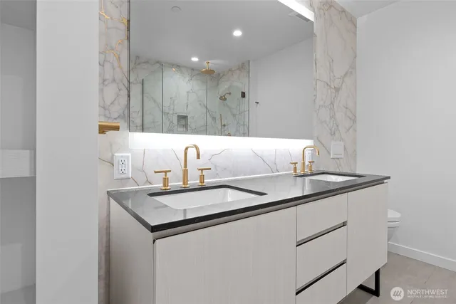 $8,995 | 2014 Fairview Avenue East, Unit 4004, Seattle, WA 98121