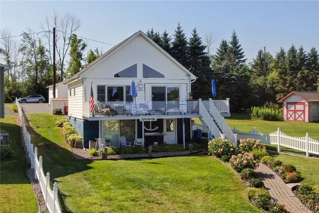 $625,000 | 19481 Collins Landing West, Orleans, NY 13607