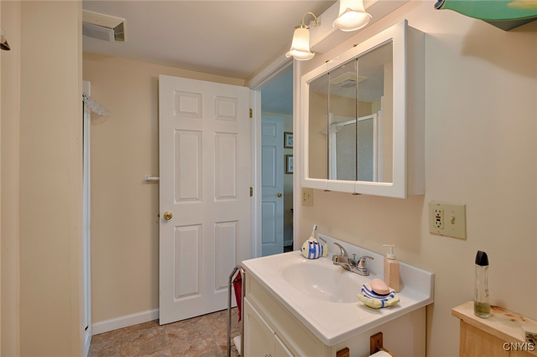 19481 Collins Landing West Orleans, NY 13607 - Photo 32 of 39