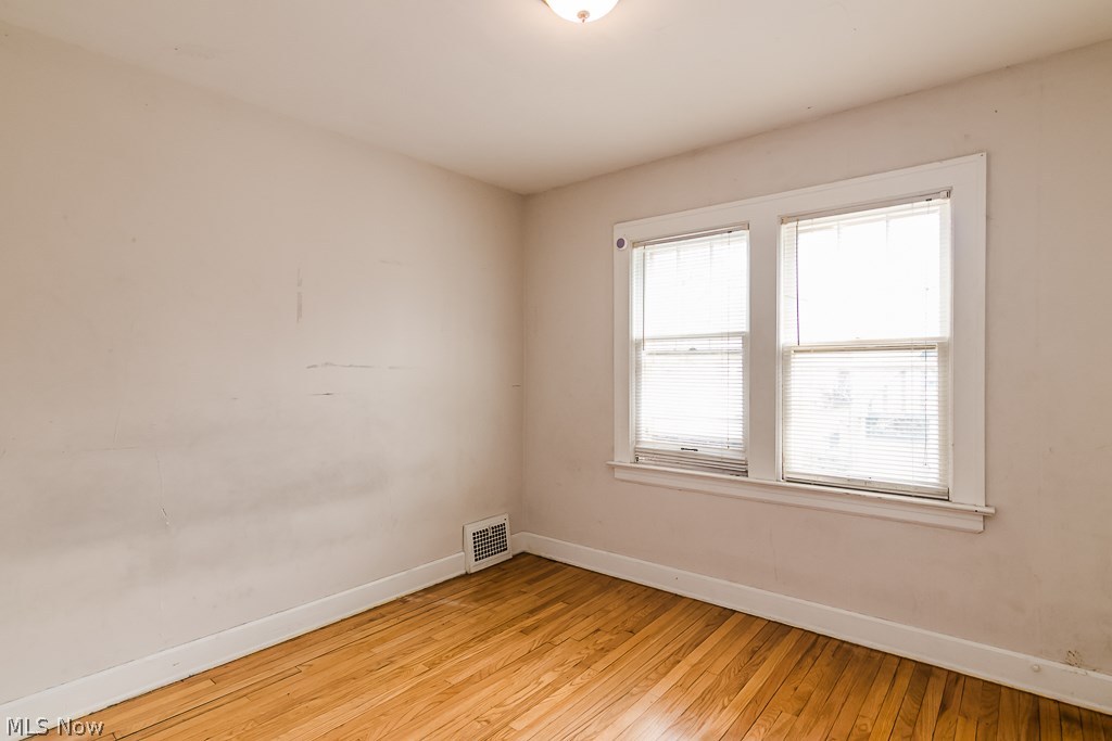 4001 Delmore Road Cleveland Heights, OH 44121 - Photo 21 of 35
