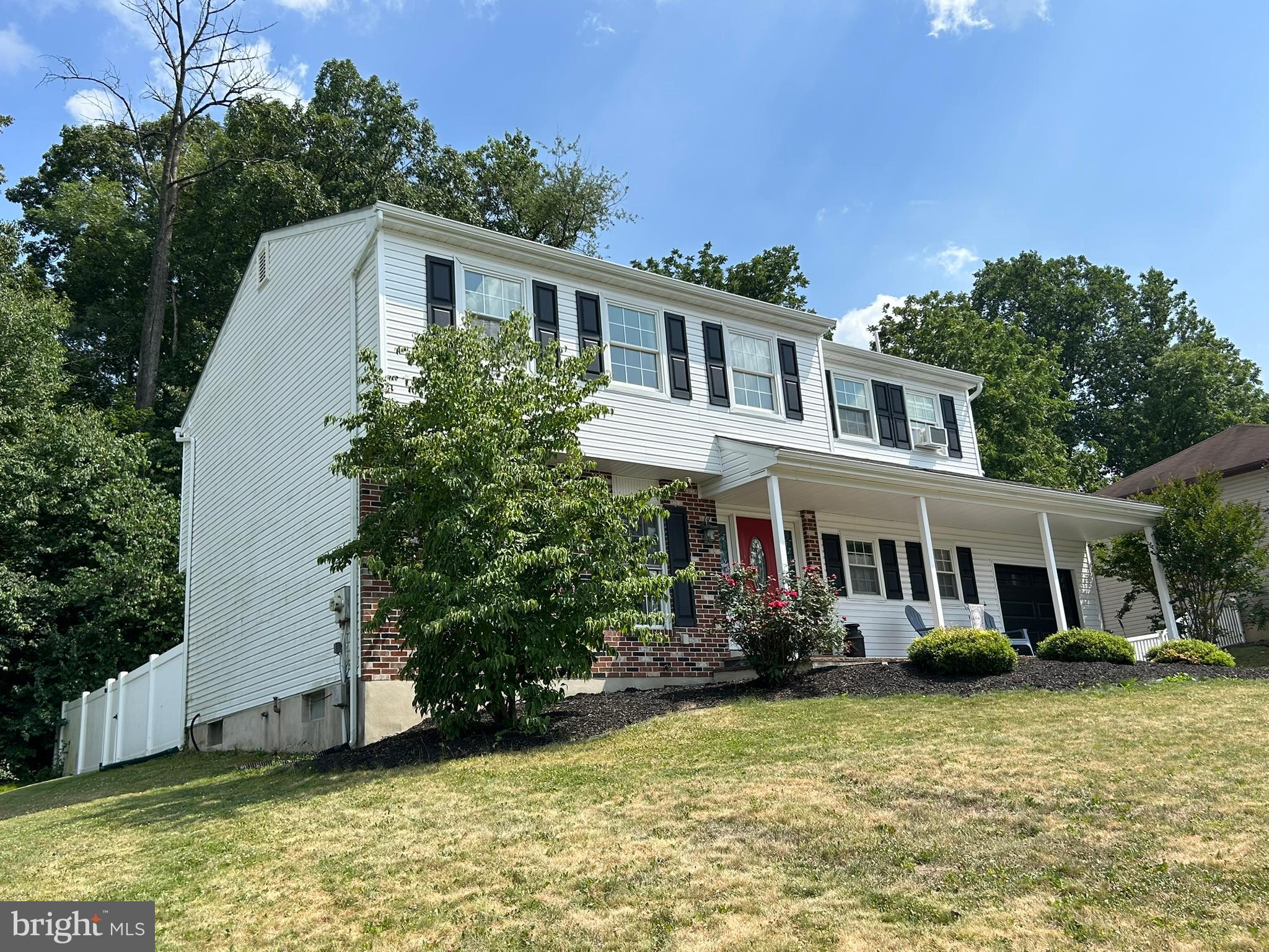 21 Matthew Drive Reading, PA 19608 - Photo 2 of 32 great location