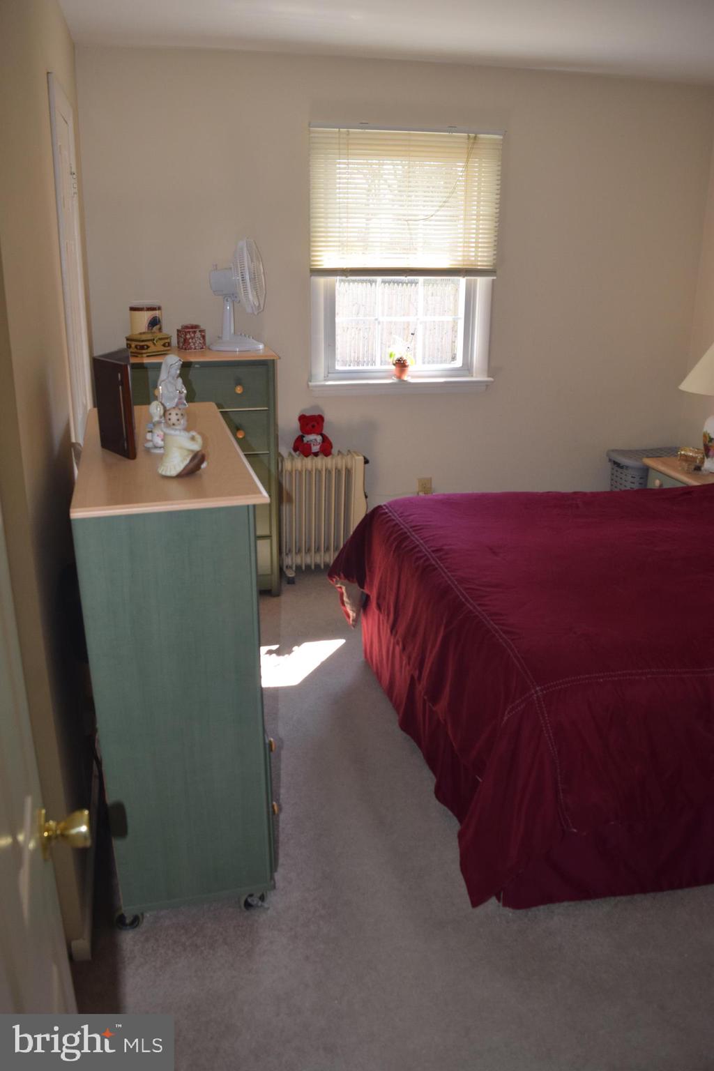 402 Tuckahoe Road Marmora, NJ 08223 - Photo 20 of 28 Master Bedroom view from Hallway (Rear facing)
