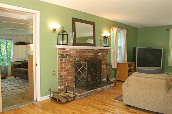 45 Newcomb Road Westminster, MA 01473 - Photo 5 of 21 Gallery Image 5