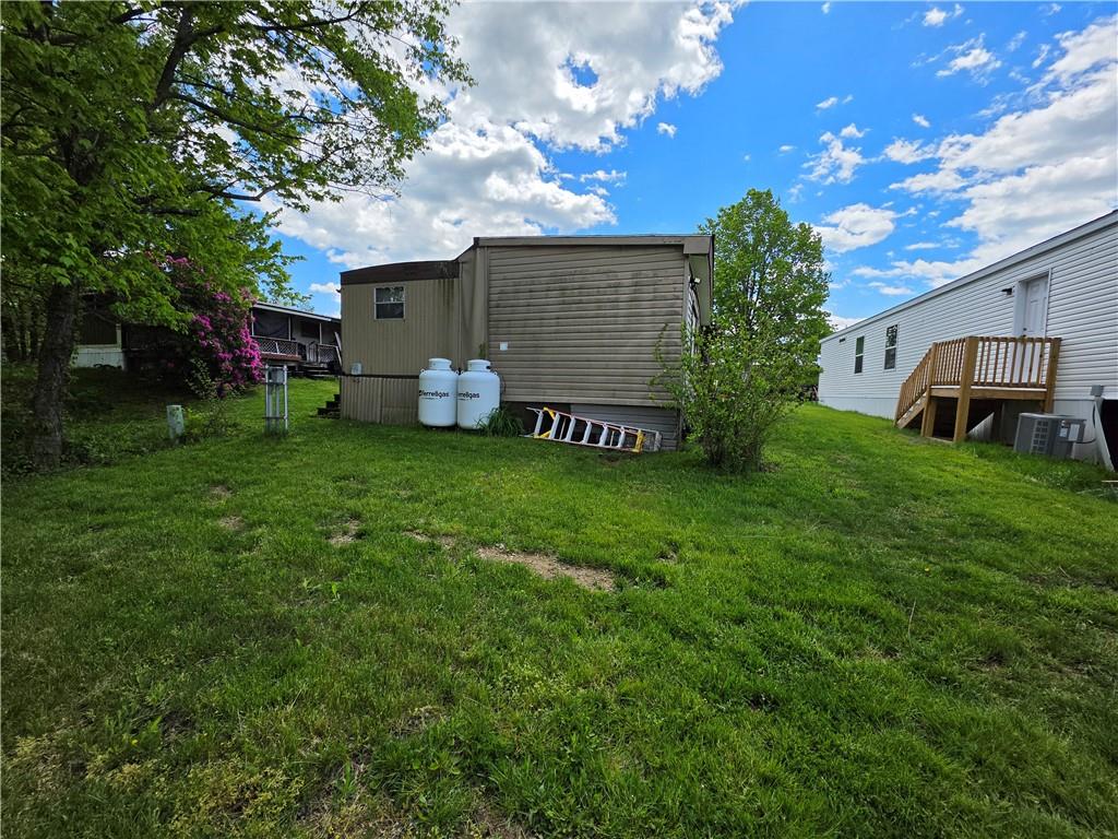 333 Cypress Avenue Rochester, PA 15074 - Photo 9 of 10