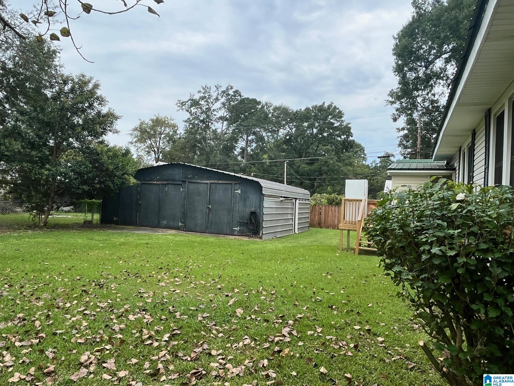 67 Oak Street Sylacauga, AL 35150 - Photo 12 of 14