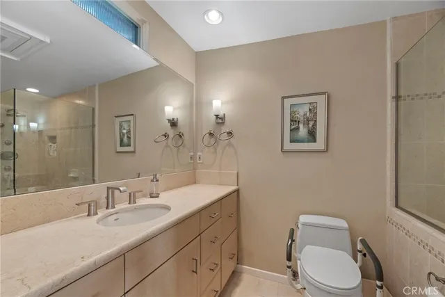 $2,600,000 | 449 South Prospect Avenue, Manhattan Beach, CA 90266