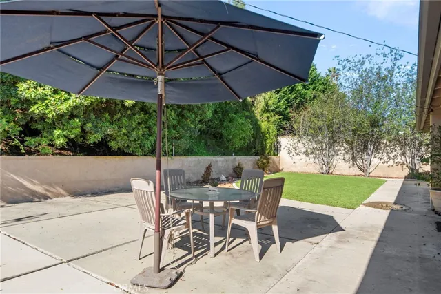 $2,600,000 | 449 South Prospect Avenue, Manhattan Beach, CA 90266