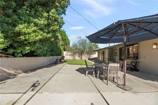 $2,600,000 | 449 South Prospect Avenue, Manhattan Beach, CA 90266