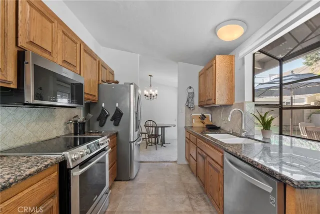 $2,600,000 | 449 South Prospect Avenue, Manhattan Beach, CA 90266